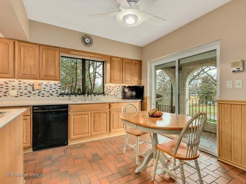16 W471 Hillside Ln, Willowbrook, IL 60527 photo 15