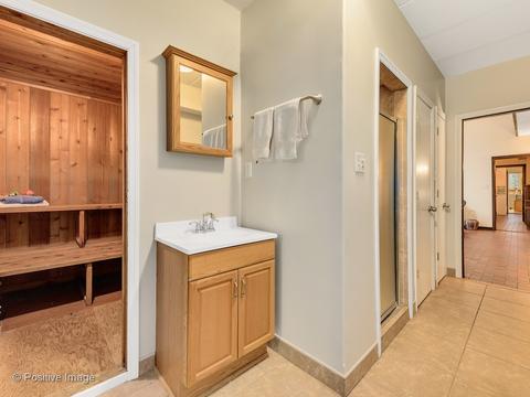 16 W471 Hillside Ln, Willowbrook, IL 60527 photo 25