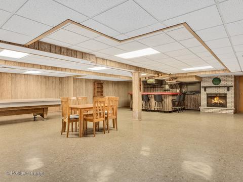 16 W471 Hillside Ln, Willowbrook, IL 60527 photo 35