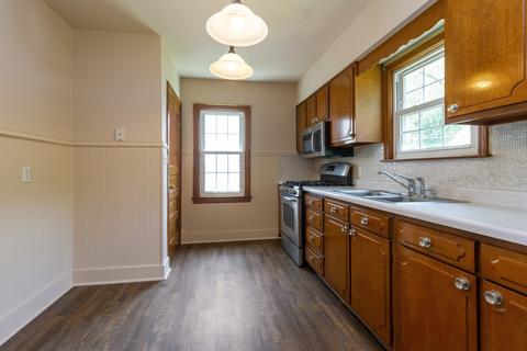 1329 Circle Dr NE, Kankakee, IL 60901 photo 4