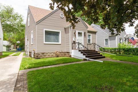 1329 Circle Dr NE, Kankakee, IL 60901 photo 1