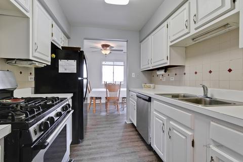 2008 Raleigh Pl, Hoffman Estates, IL 60169 photo 7