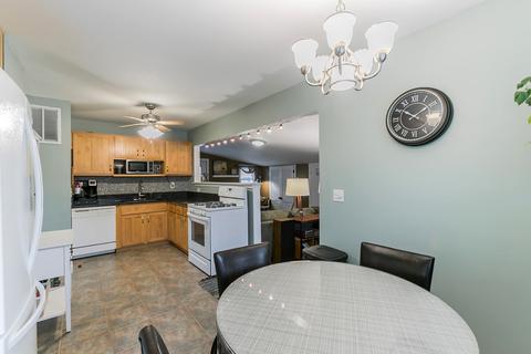 56 Hampton Rd, Montgomery, IL 60538 photo 12