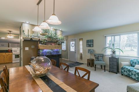 56 Hampton Rd, Montgomery, IL 60538 photo 9