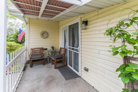 56 Hampton Rd, Montgomery, IL 60538 photo 5