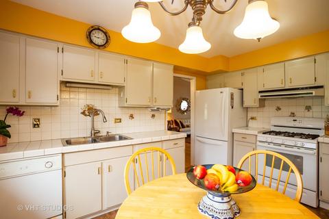 557 Dulles Rd, Des Plaines, IL 60016 photo 7