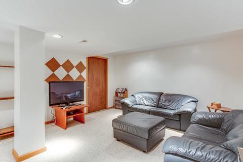 1338 E Thacker St, Schaumburg, IL 60173 photo 28