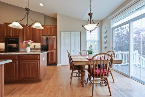 1360 Mallard Ln, Hoffman Estates, IL 60192 photo 15