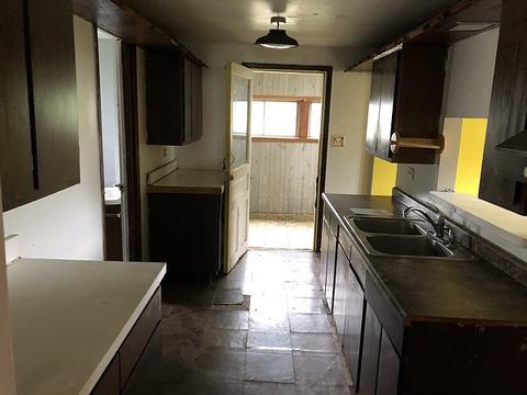 745 E 144th St, Dolton, IL 60419 photo 5