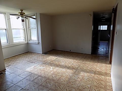 745 E 144th St, Dolton, IL 60419 photo 4