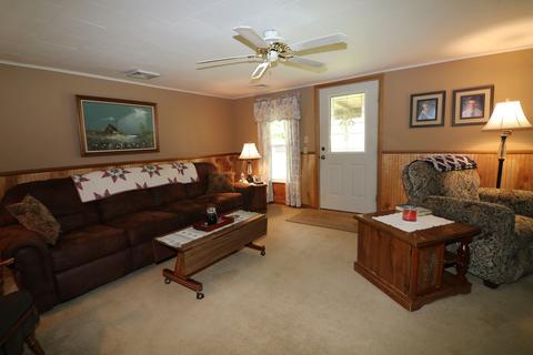 201 Paris St, Dewitt, IL 61735 photo 7
