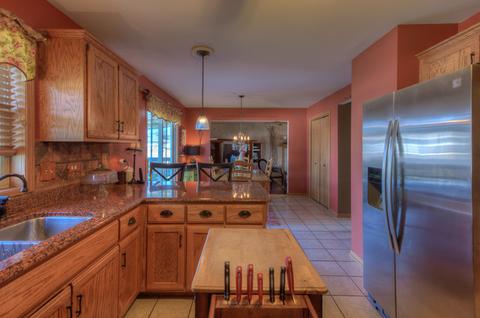 117 Cardinal Ct, Dyer, IN 46311 photo 3