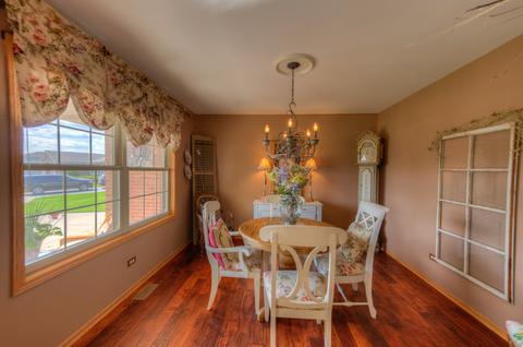 117 Cardinal Ct, Dyer, IN 46311 photo 9