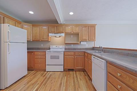 704 Clairidge Cc Grn, Normal, IL 61761 photo 10