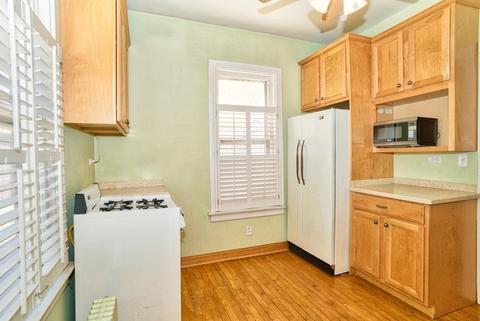 414 North St, Elgin, IL 60120 photo 5