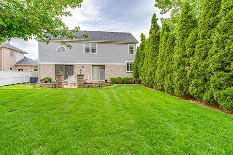681 Bending Ct, Des Plaines, IL 60016 photo 25
