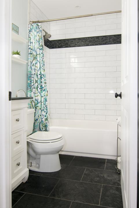 673 Clark St, Elgin, IL 60123 photo 9
