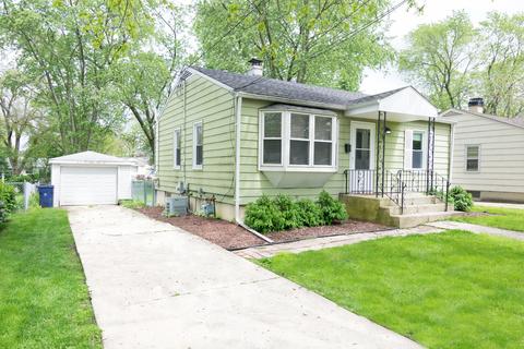 673 Clark St, Elgin, IL 60123 photo 2