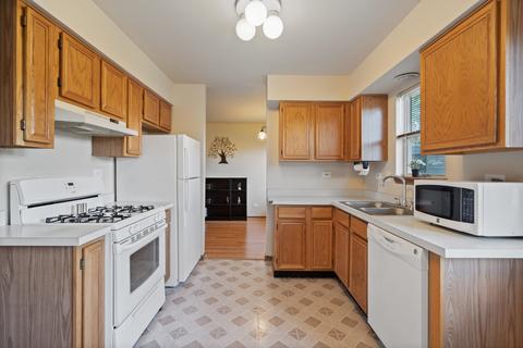 282 Chaparral Cir, Elgin, IL 60120 photo 7