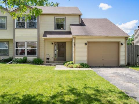282 Chaparral Cir, Elgin, IL 60120 photo 1