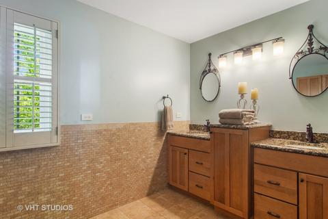 2421 Chapman Ct, Rolling Meadows, IL 60008 photo 12