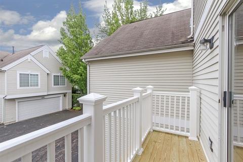 165 Lucerne Ct, Wheeling, IL 60090 photo 16