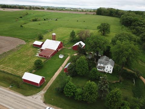 7333 W Il Rt 72, Leaf River, IL 61047 photo 1