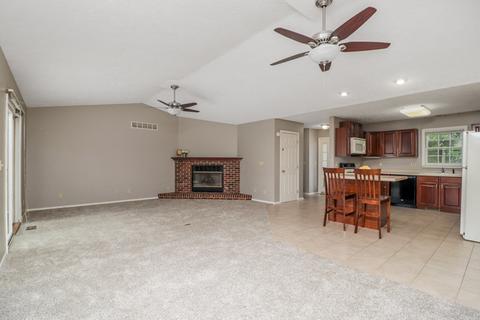 1408 Dublin Dr, Normal, IL 61761 photo 2