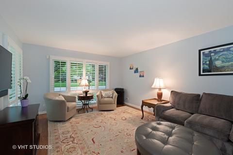 965 Brookside Ln, Deerfield, IL 60015 photo 3