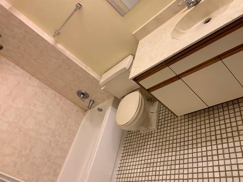 1028 John Dr, Hoffman Estates, IL 60169 photo 13