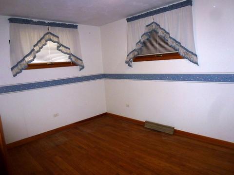 410 Water St, Weldon, IL 61882 photo 13
