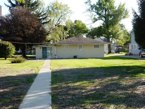 410 Water St, Weldon, IL 61882 photo 17