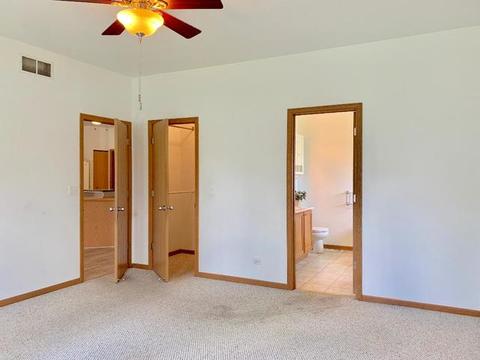 857 Eagle Dr, Aurora, IL 60506 photo 13