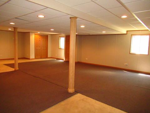 857 Eagle Dr, Aurora, IL 60506 photo 22