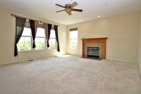 9652 Baumgartner St, Huntley, IL 60142 photo 9