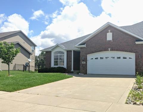 1915 Sinclair Ct, Bloomington, IL 61704 photo 1