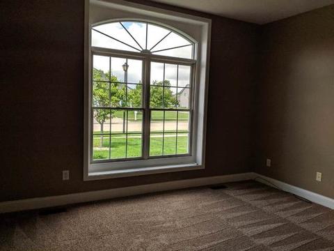 1915 Sinclair Ct, Bloomington, IL 61704 photo 7
