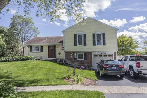 214 Burnside Cir, Bartlett, IL 60103 photo 1