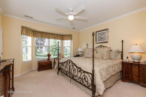 2776 Beacon Point Cir, Elgin, IL 60124 photo 11