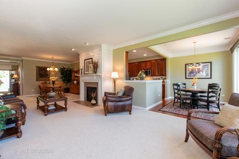 2776 Beacon Point Cir, Elgin, IL 60124 photo 4