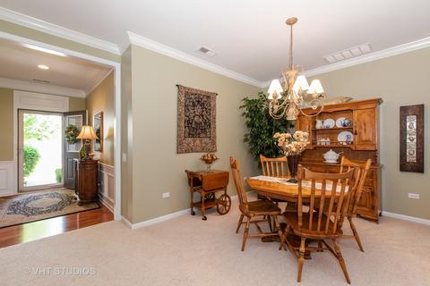 2776 Beacon Point Cir, Elgin, IL 60124 photo 7