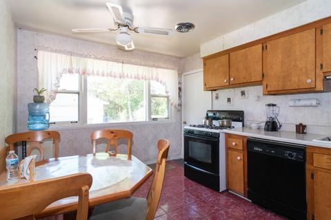 5149 Madison St, Hillside, IL 60162 photo 4