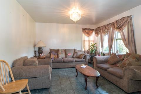 5149 Madison St, Hillside, IL 60162 photo 2
