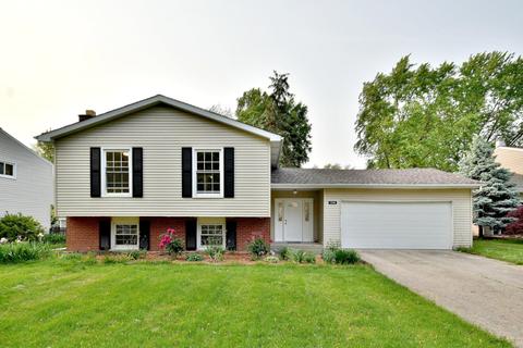 1295 Kelle Ct, Wheaton, IL 60189 photo 1