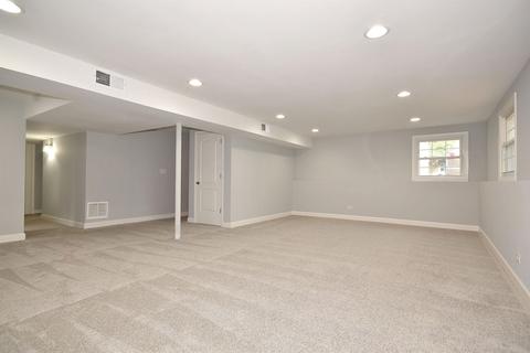 1295 Kelle Ct, Wheaton, IL 60189 photo 4