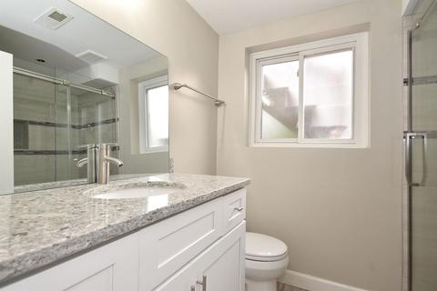 1295 Kelle Ct, Wheaton, IL 60189 photo 27