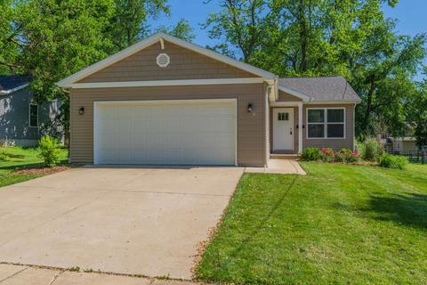 105 W Poplar St, Normal, IL 61761 photo 1