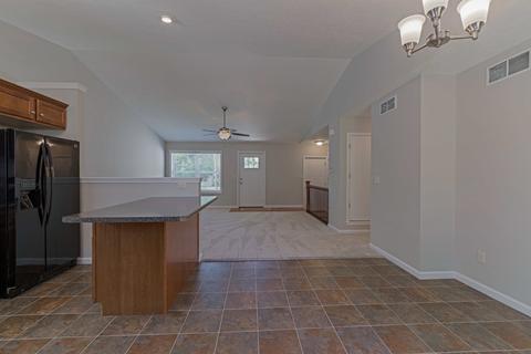105 W Poplar St, Normal, IL 61761 photo 12