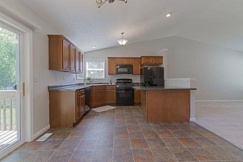 105 W Poplar St, Normal, IL 61761 photo 7