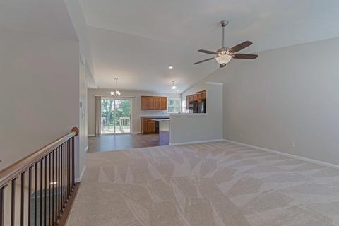 105 W Poplar St, Normal, IL 61761 photo 3